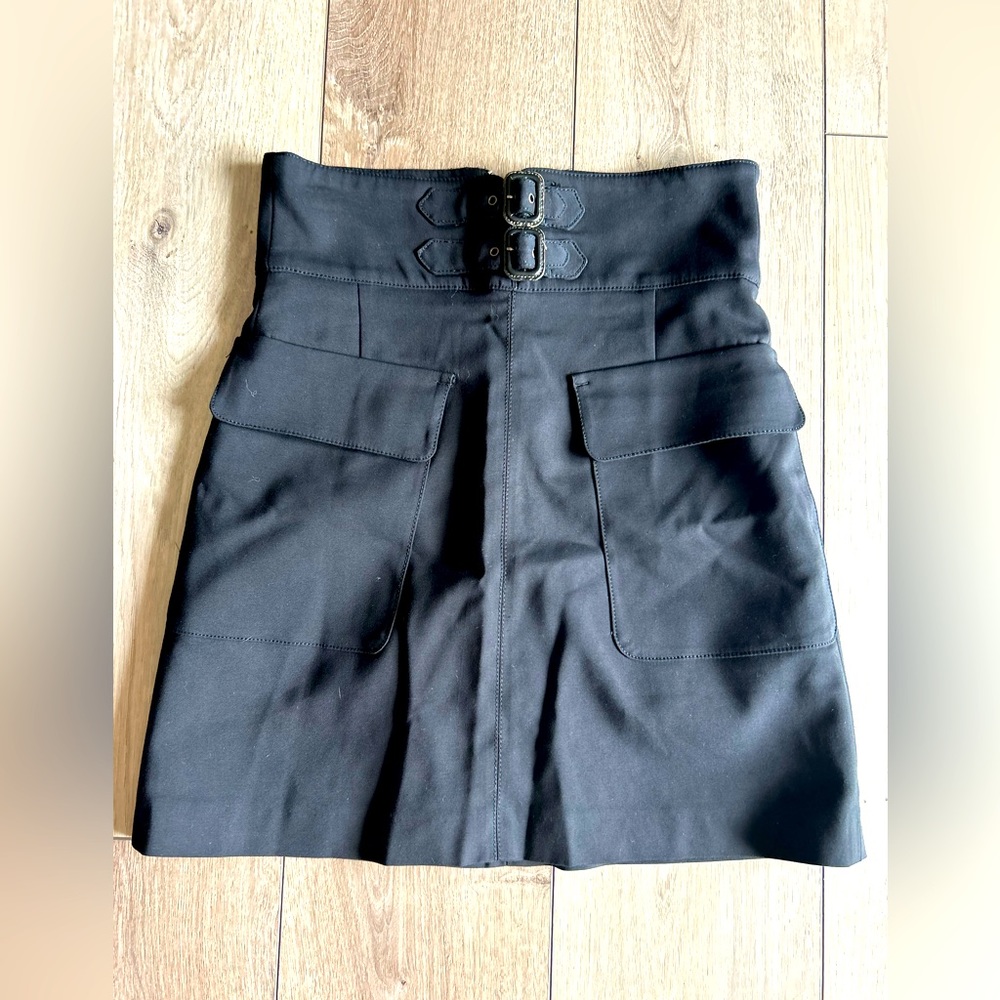 ✨sold✨ Zara Mid Thigh Skirt